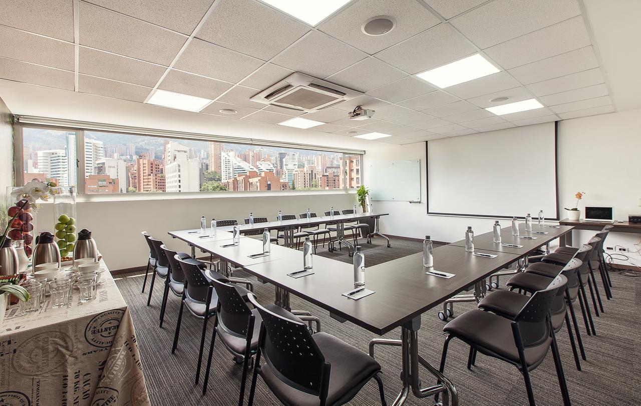 فندق سايتس ميديلين المظهر الخارجي الصورة Meeting room at the hotel