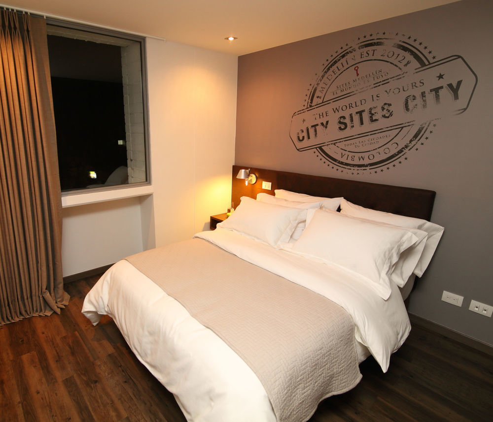 فندق سايتس ميديلين المظهر الخارجي الصورة A bedroom at the hotel