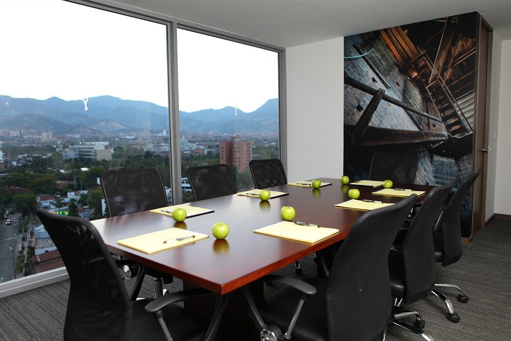 فندق سايتس ميديلين المظهر الخارجي الصورة A meeting room